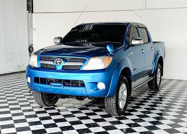 2005 TOYOTA HILUX DOUBLE CAB