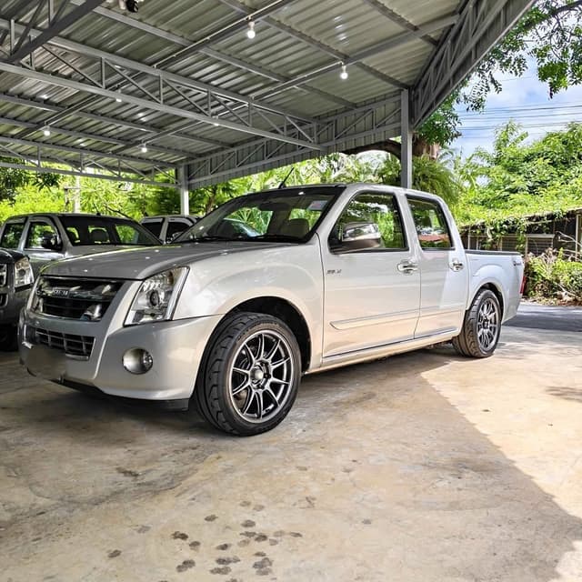 2010 ISUZU D-MAX 2.5 DOUBLE CAB