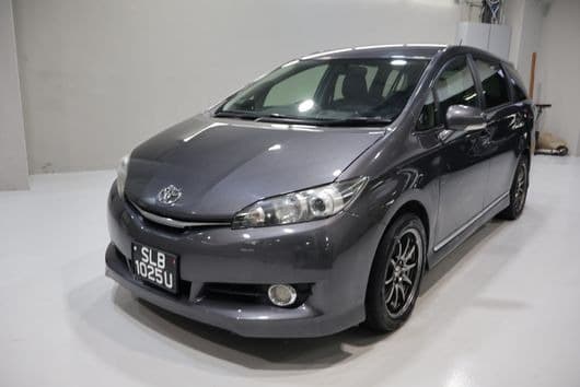 2016 TOYOTA WISH 1.8