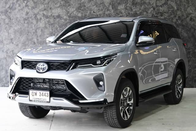 2023 TOYOTA FORTUNER 2.4 LEADER