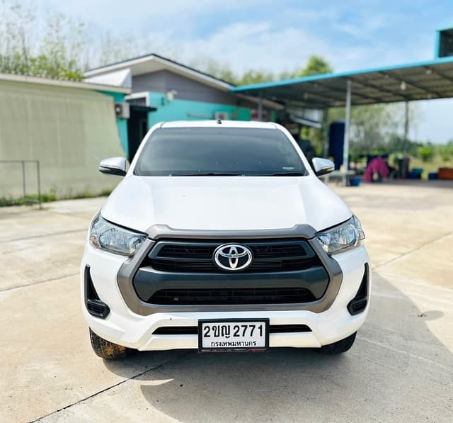 2021 TOYOTA HILUX REVO 2.4 DOUBLE CAB