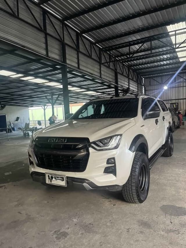 2019 ISUZU D-MAX 3.0 DOUBLE CAB V CROSS