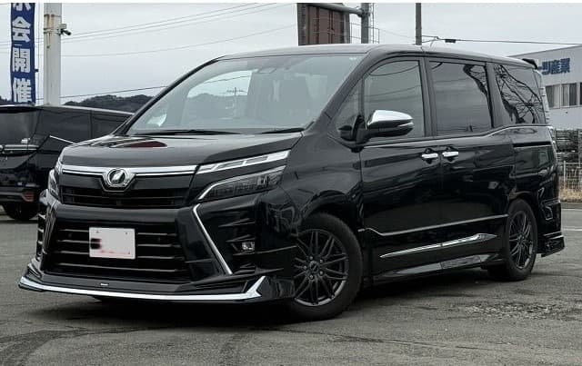 2019 TOYOTA VOXY 2.0 ZS 2