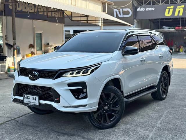 2023 TOYOTA FORTUNER 2.8 GR