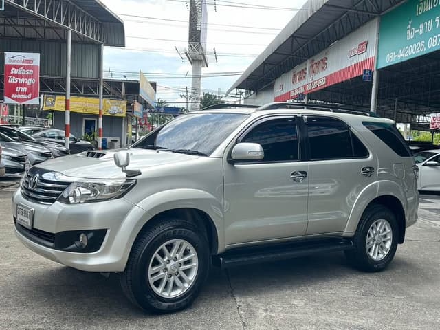 2014 TOYOTA FORTUNER 2.5 G