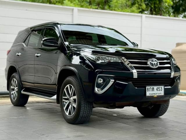 2019 TOYOTA FORTUNER 2.4 V