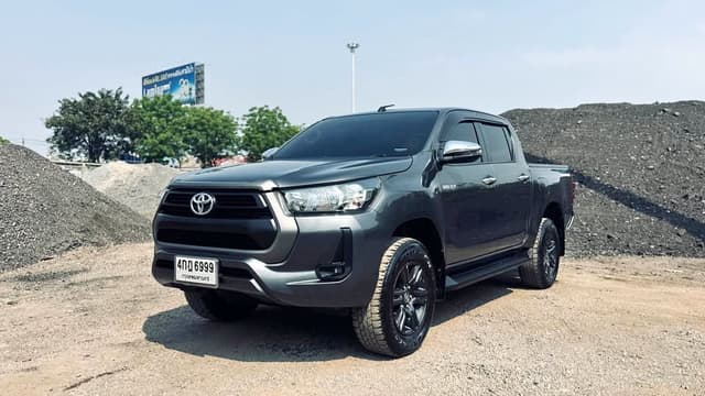 2021 TOYOTA HILUX REVO 2.4 DOUBLE CAB