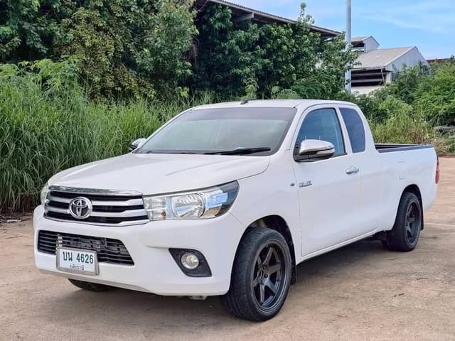 2016 TOYOTA HILUX 2.4E REVO CAB MT