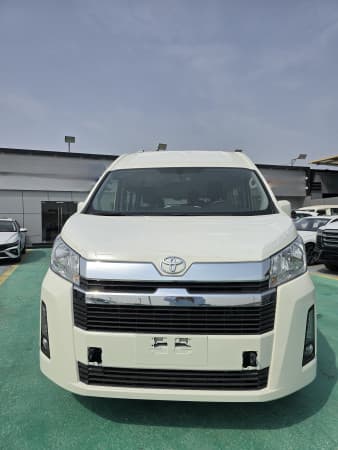 2025 TOYOTA HIACE VAN 2.8