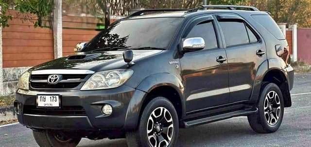 2005 TOYOTA FORTUNER 3.0 V