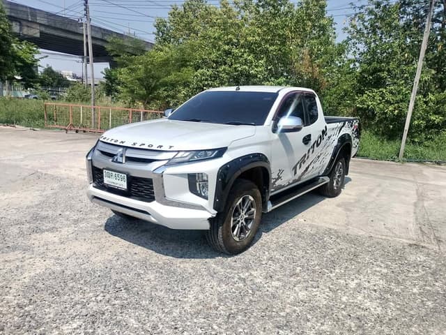 2020 MITSUBISHI TRITON 2.4 SMART CAB