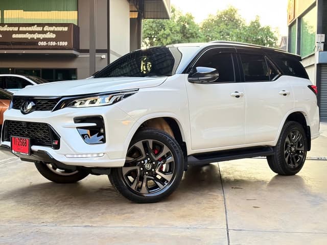 2025 TOYOTA FORTUNER 2.8 GR