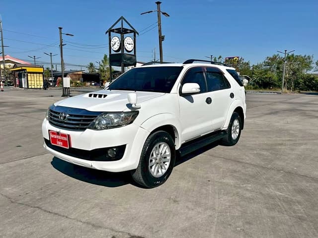 2012 TOYOTA FORTUNER 2.5 G