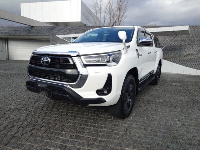 2021 TOYOTA HILUX 2.4 DOUBLE CABZPACKAGE