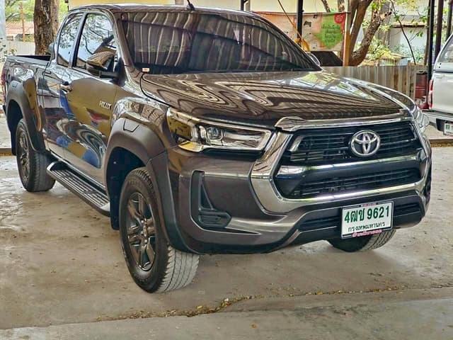 2023 TOYOTA HILUX REVO 2.4 SMART CAB